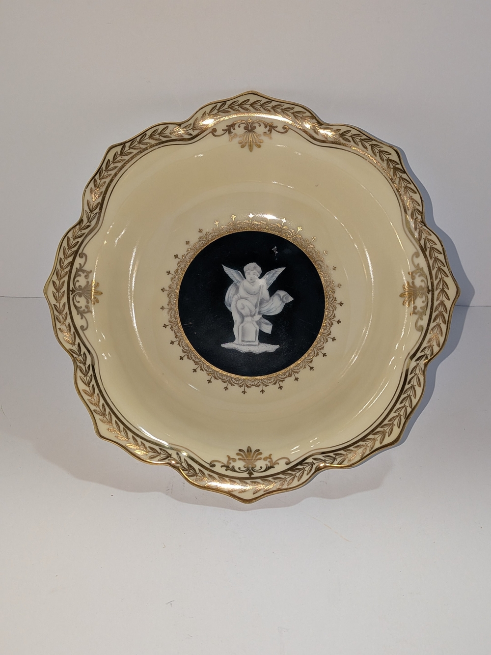 Noritake Vintage Decorative Bowl w/ Gold Trim Hand Painted Japan Bone China 8.5"